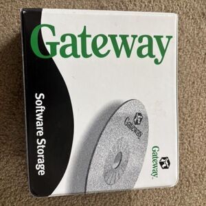 Gateway Software Storage Case With 17 Discs